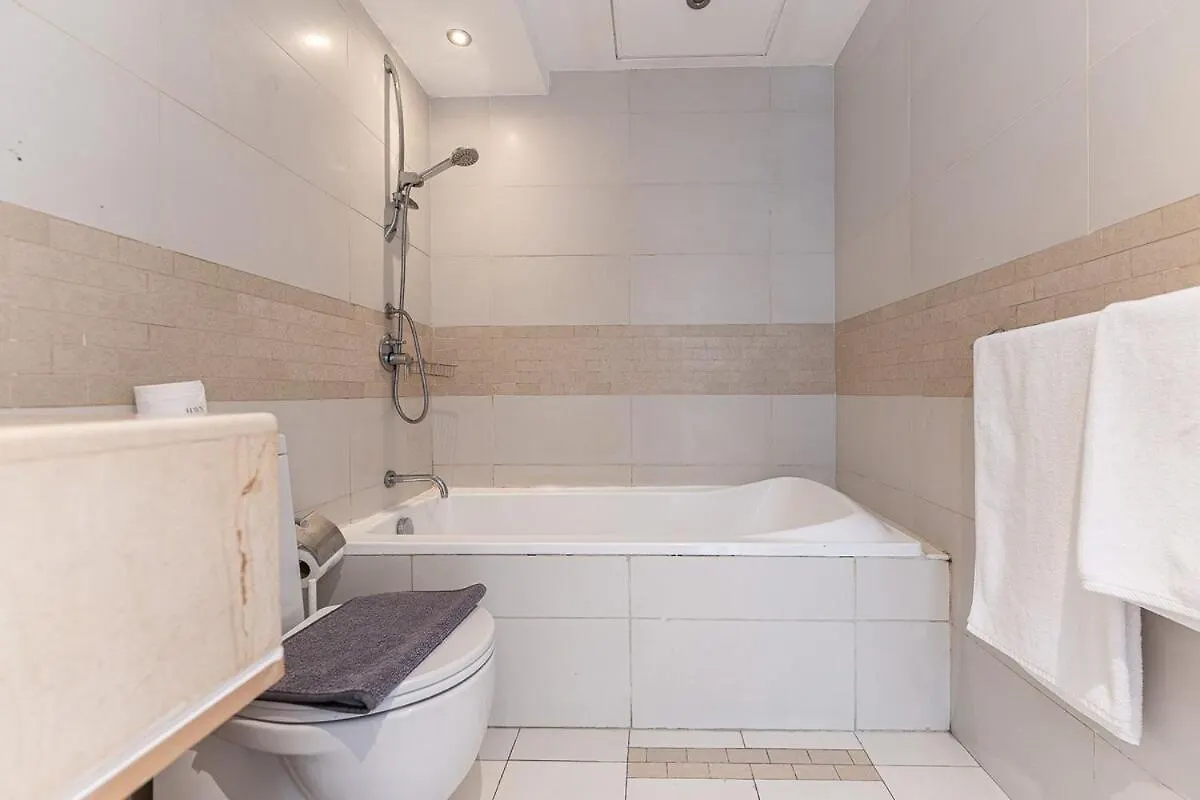 Havn - 1 Bedroom In Marina With Partial Sea View Dubai 0*,  United Arab Emirates
